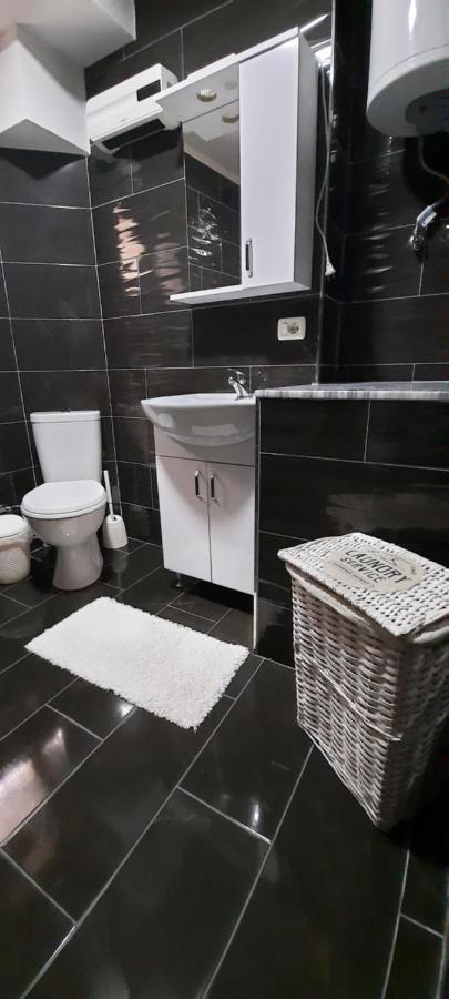 Apartament Clara Permet Apartment Bagian luar foto